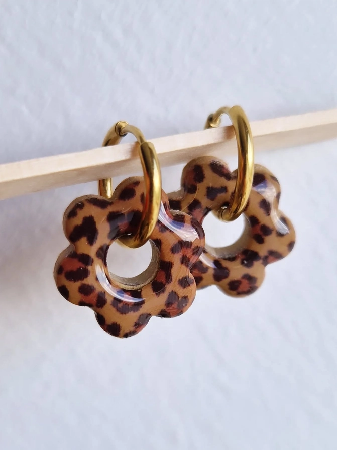 boucle-doreilles-fleur-leopard