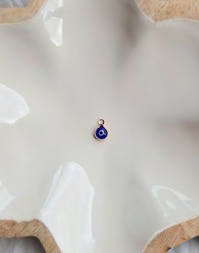 Charms oeil grec à ajouter aux médailles pour animaux par l'Atelier d'Amandine