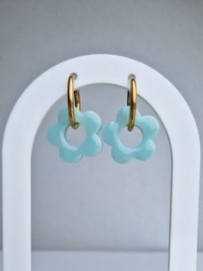 Pampilles fleurs bleu pastel par l'Atelier d'Amandine
